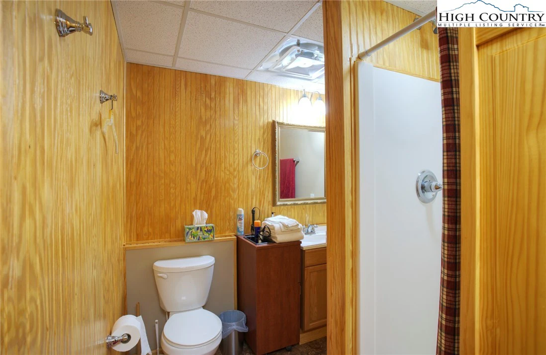 Image number 2 for the current listing