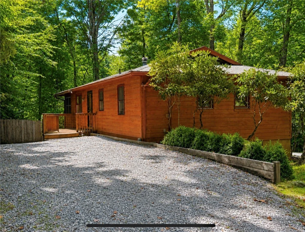 Image number 1 for the current listing