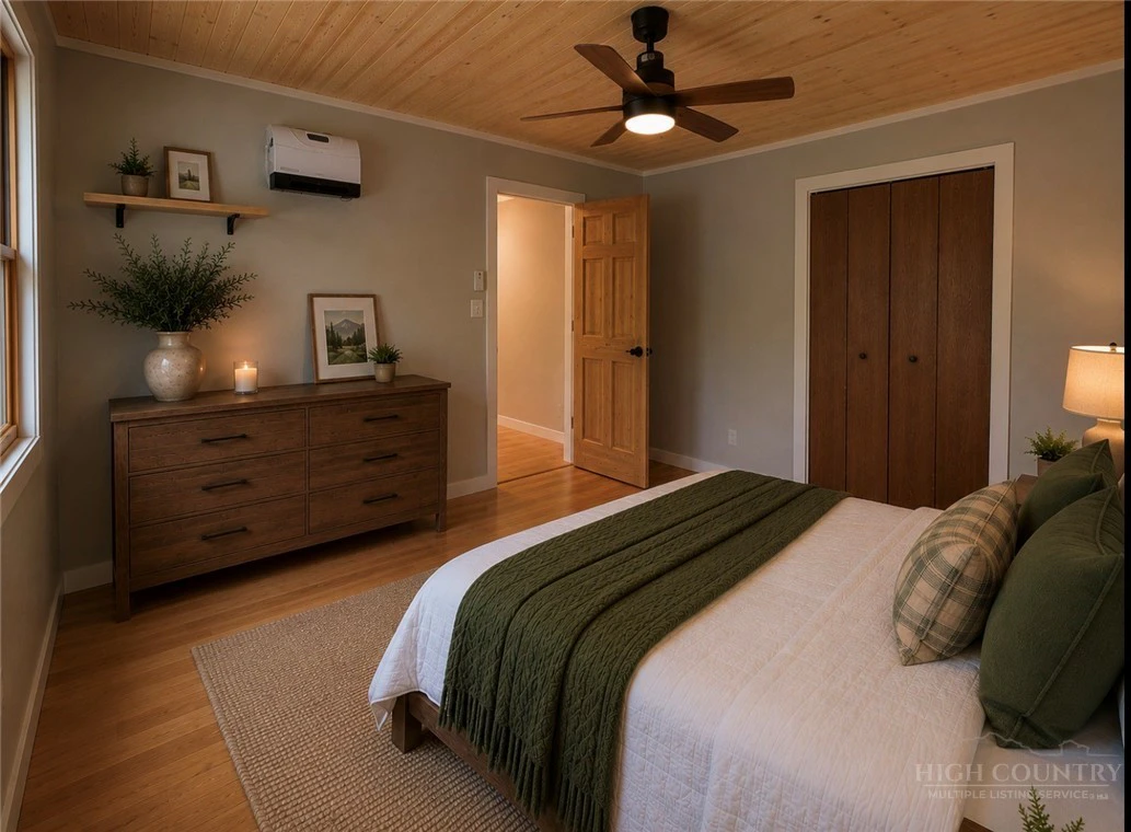 Image number 9 for the current listing