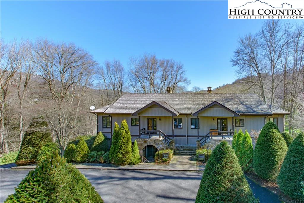 Image number 10 for the current listing