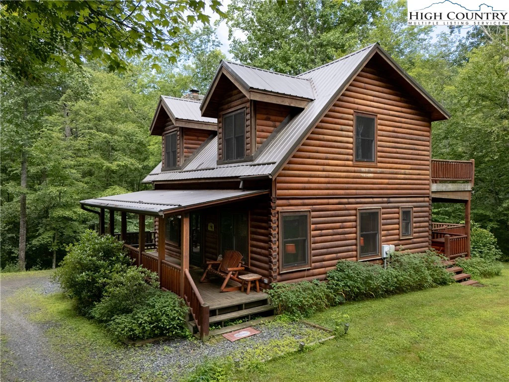 Image number 1 for the current listing