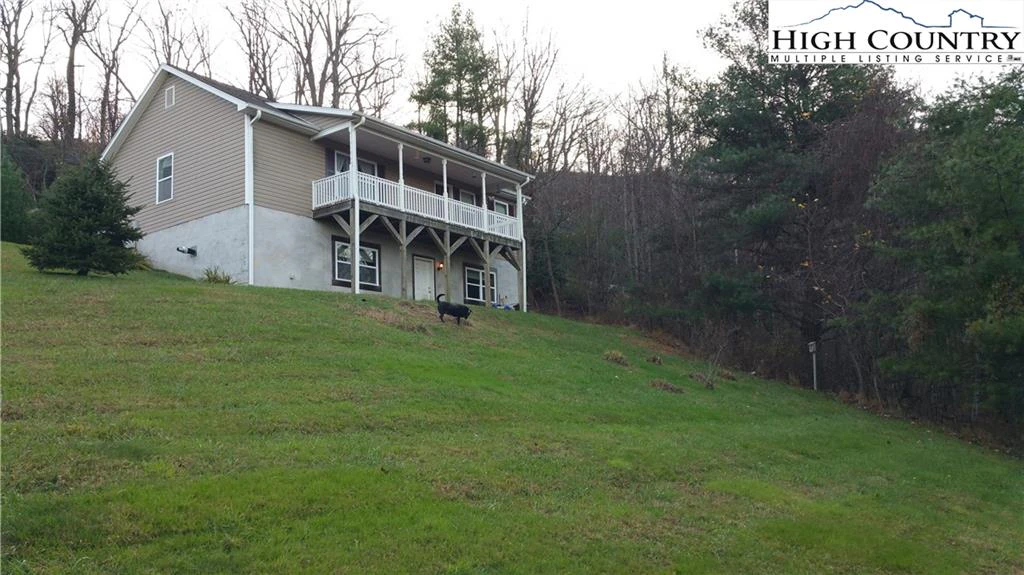 Image number 1 for the current listing