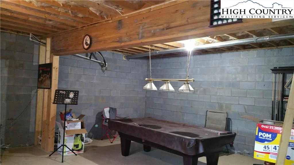 Image number 9 for the current listing