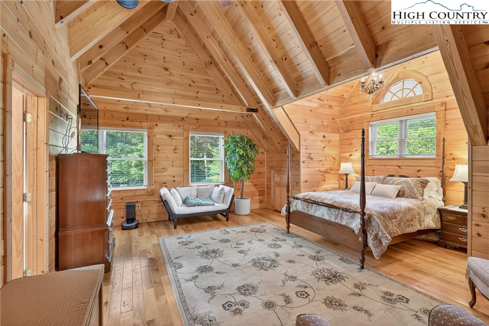 Image number 6 for the current listing