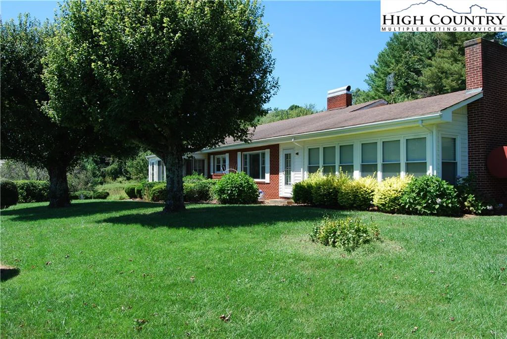 Image number 13 for the current listing
