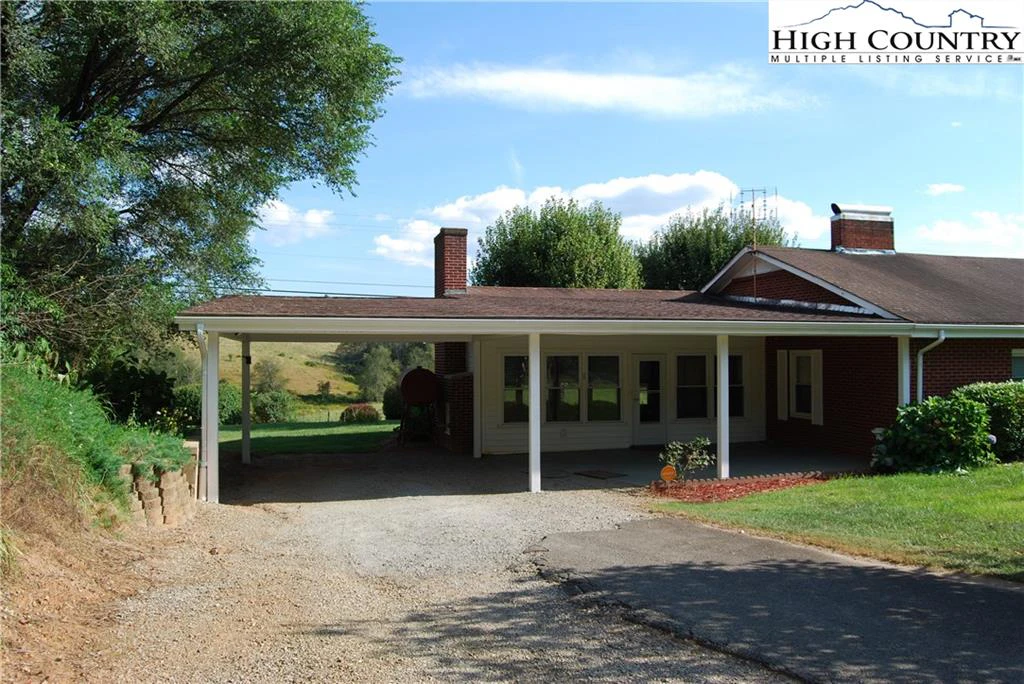 Image number 16 for the current listing