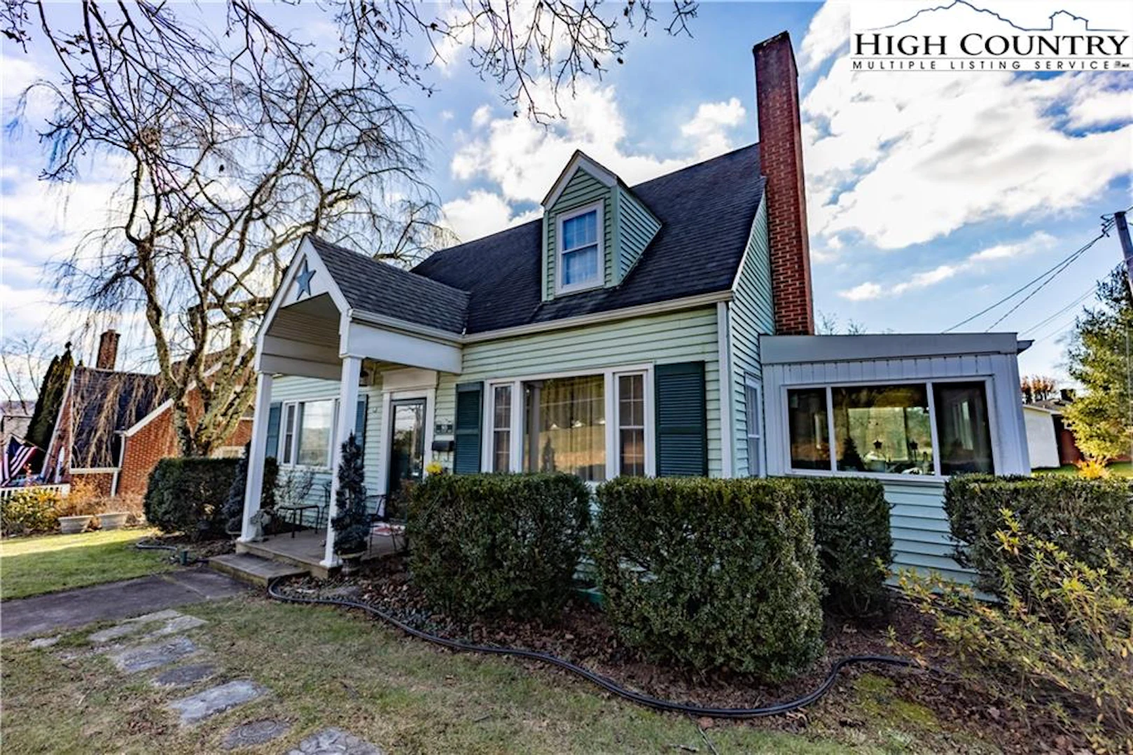 Image number 2 for the current listing