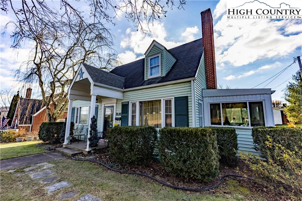 Image number 2 for the current listing