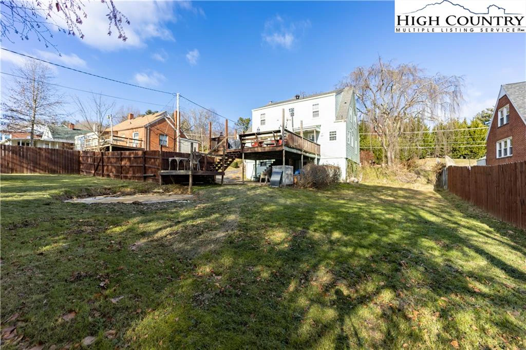 Image number 15 for the current listing