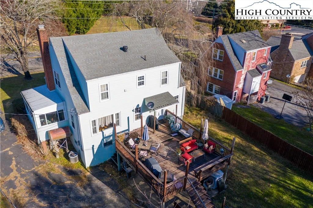 Image number 19 for the current listing
