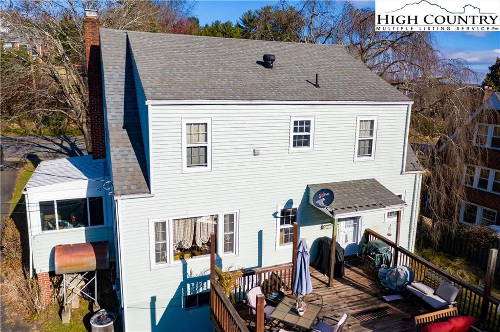Image number 20 for the current listing