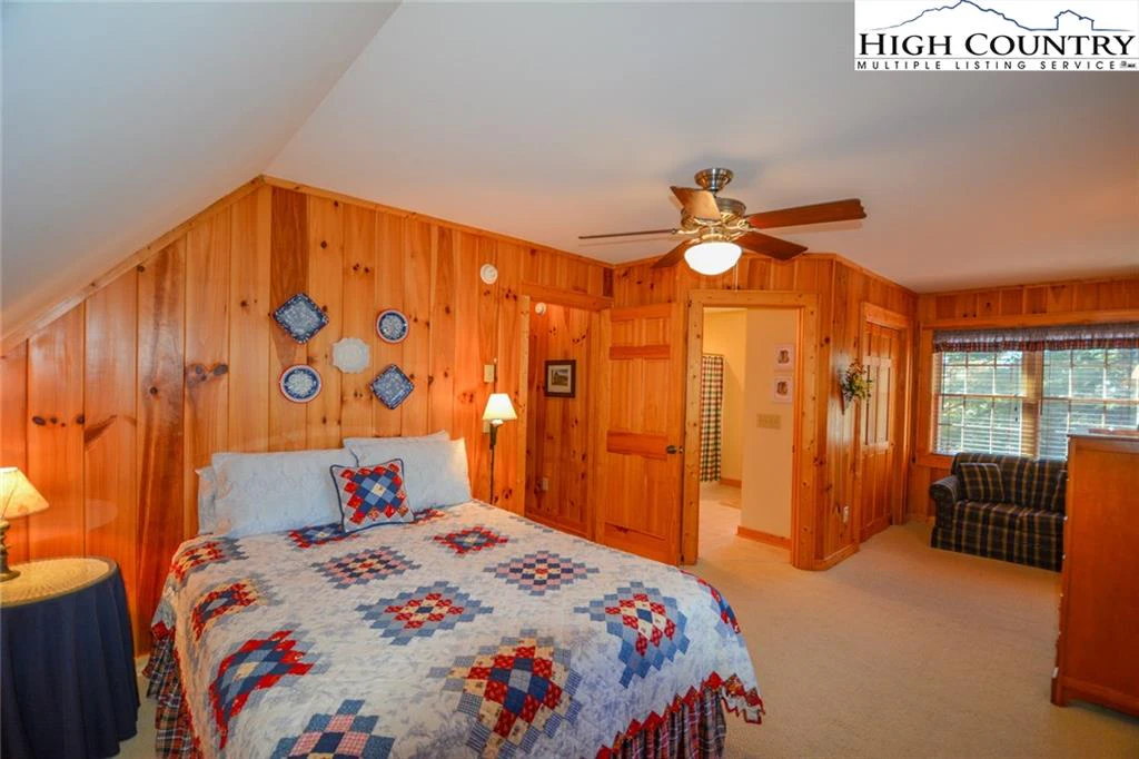 Image number 10 for the current listing