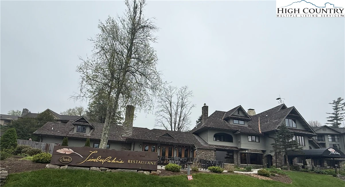 Image number 9 for the current listing