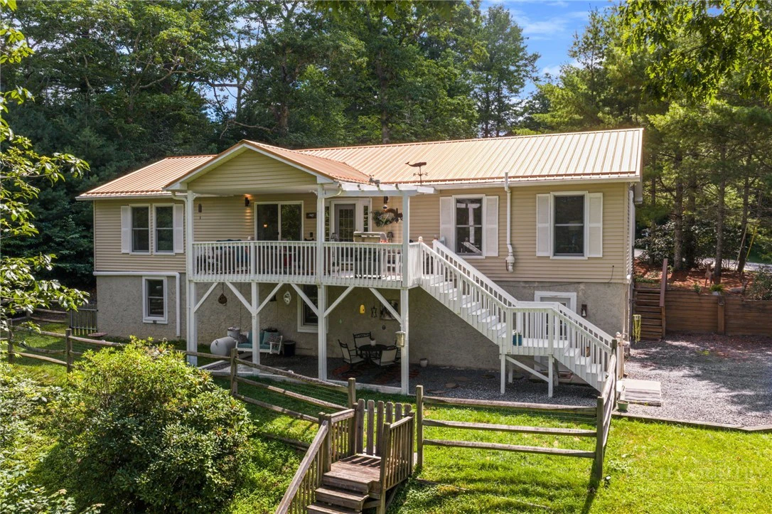 Image number 2 for the current listing