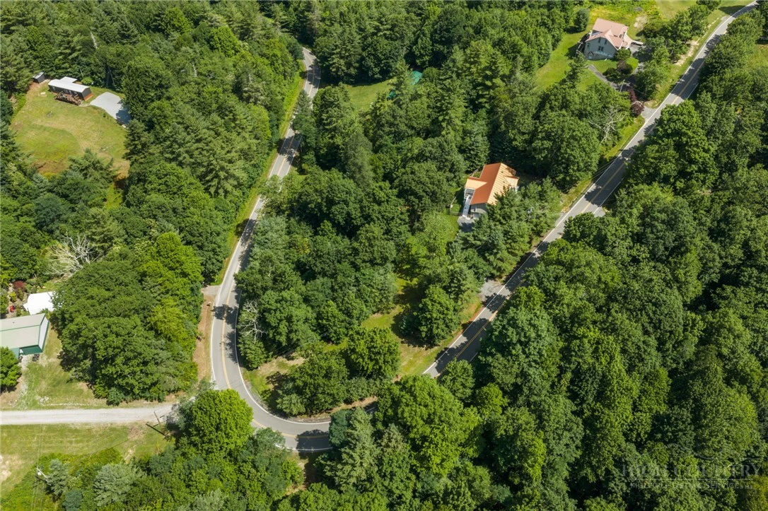 Image number 3 for the current listing