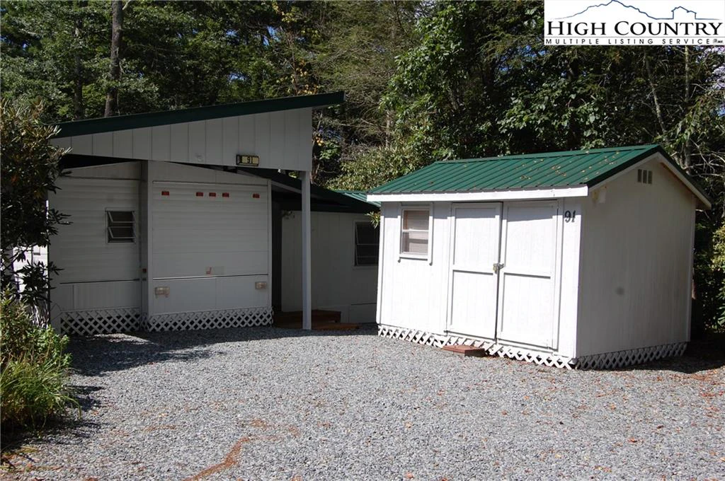 Image number 12 for the current listing