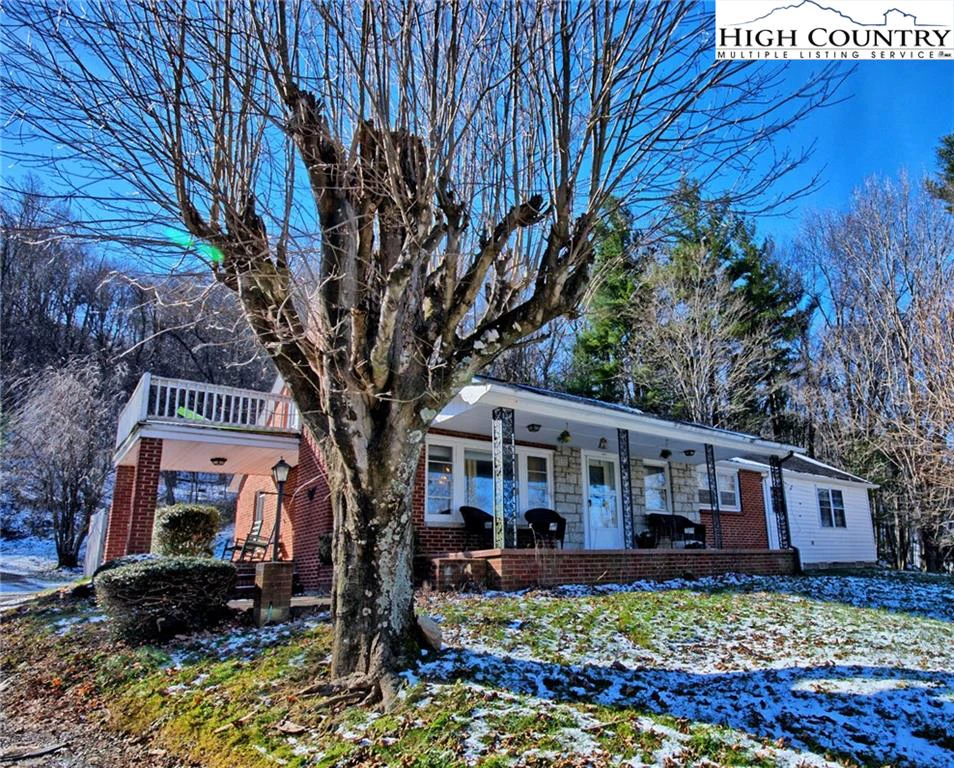 Image number 11 for the current listing