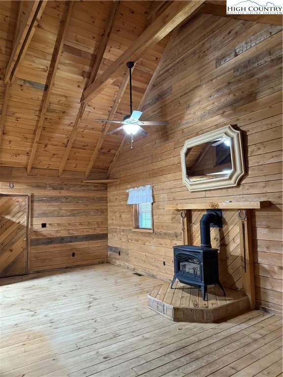 Image number 16 for the current listing