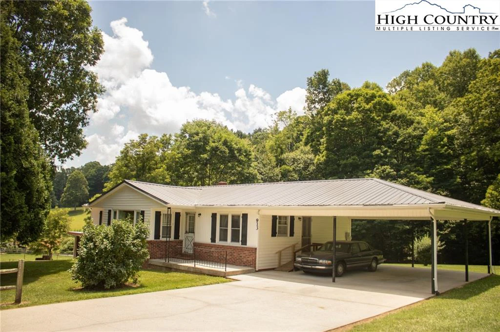 Image number 1 for the current listing
