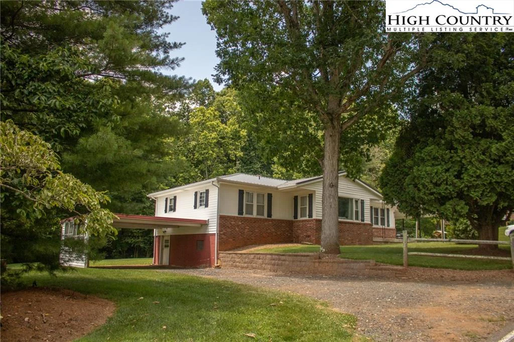 Image number 3 for the current listing