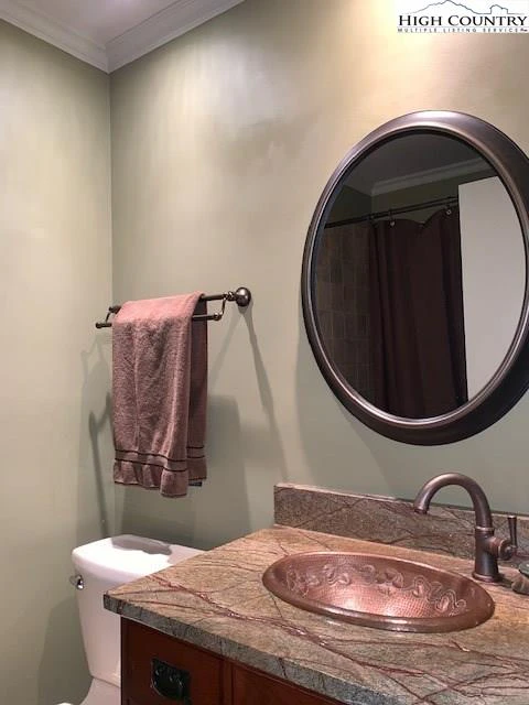 Image number 6 for the current listing