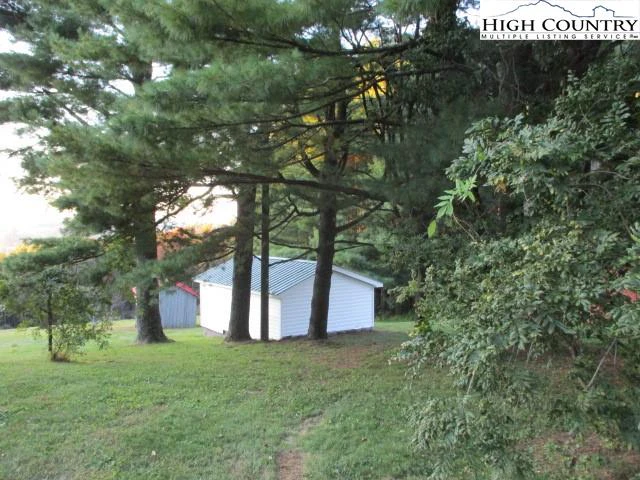 Image number 10 for the current listing