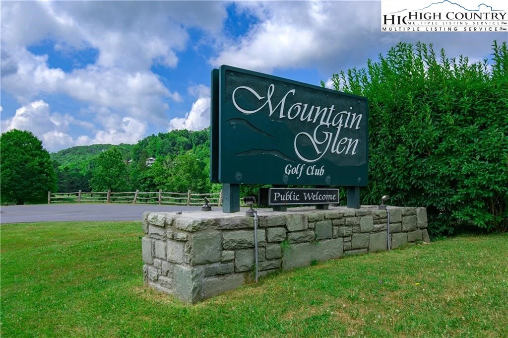 Image number 3 for the current listing
