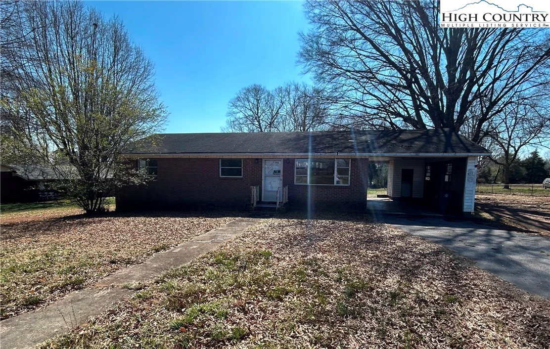 Image number 1 for the current listing