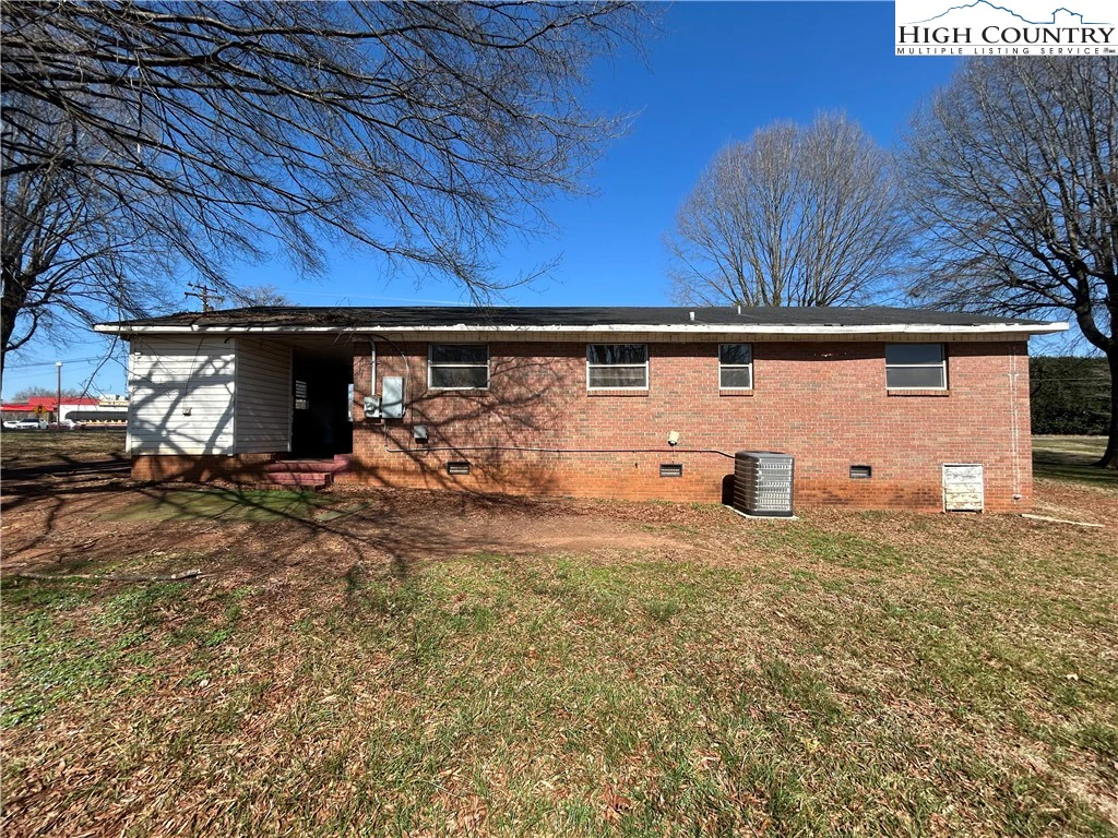 Image number 7 for the current listing