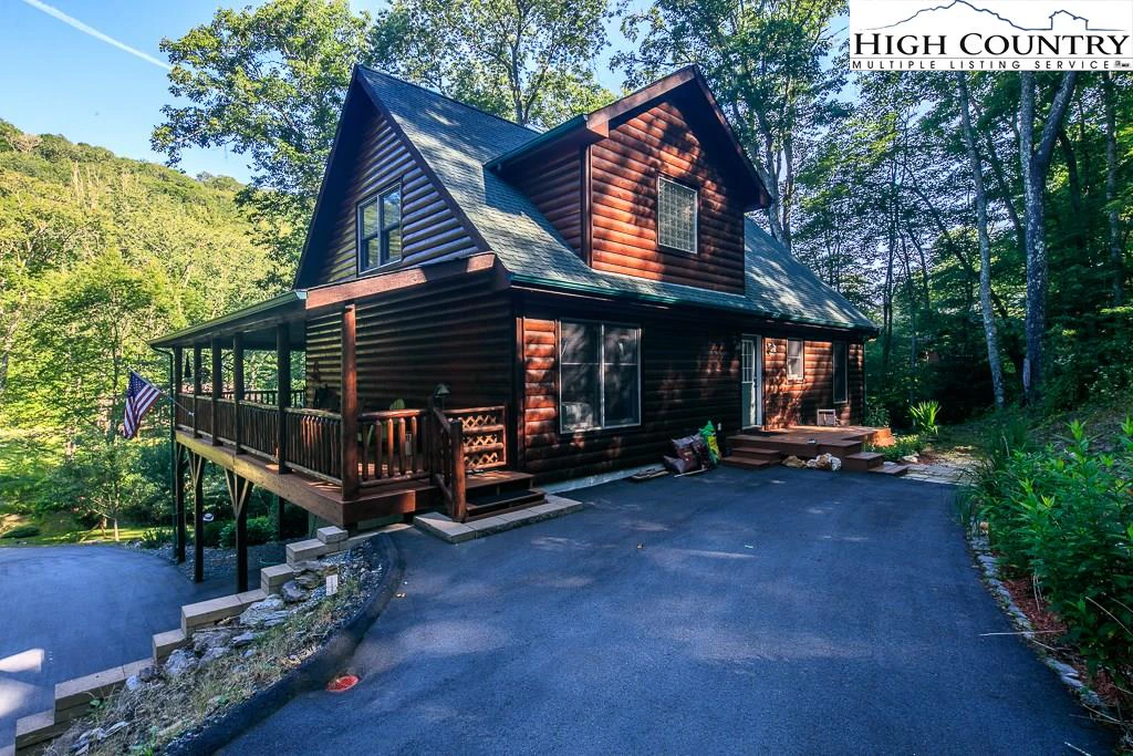 Image number 19 for the current listing