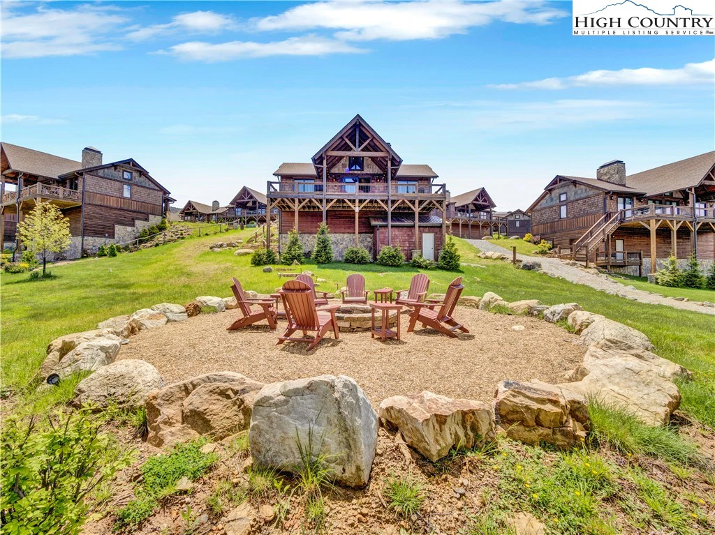 Image number 10 for the current listing