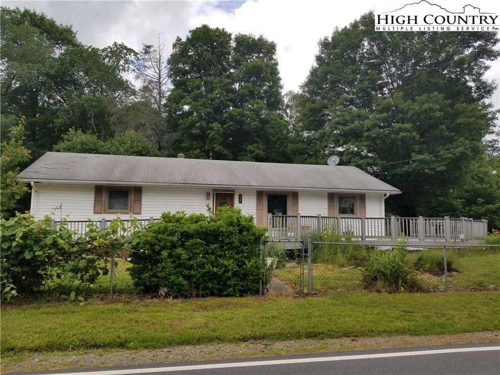 Image number 11 for the current listing