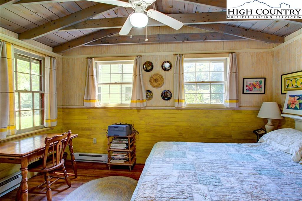 Image number 6 for the current listing