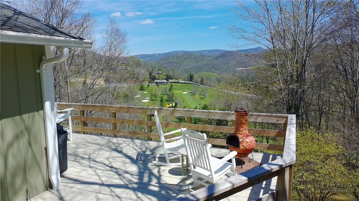 Image number 9 for the current listing