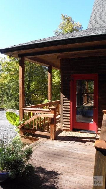 Image number 2 for the current listing