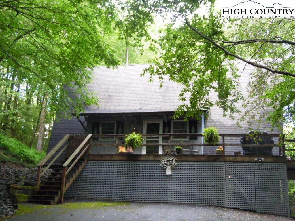 Image number 1 for the current listing