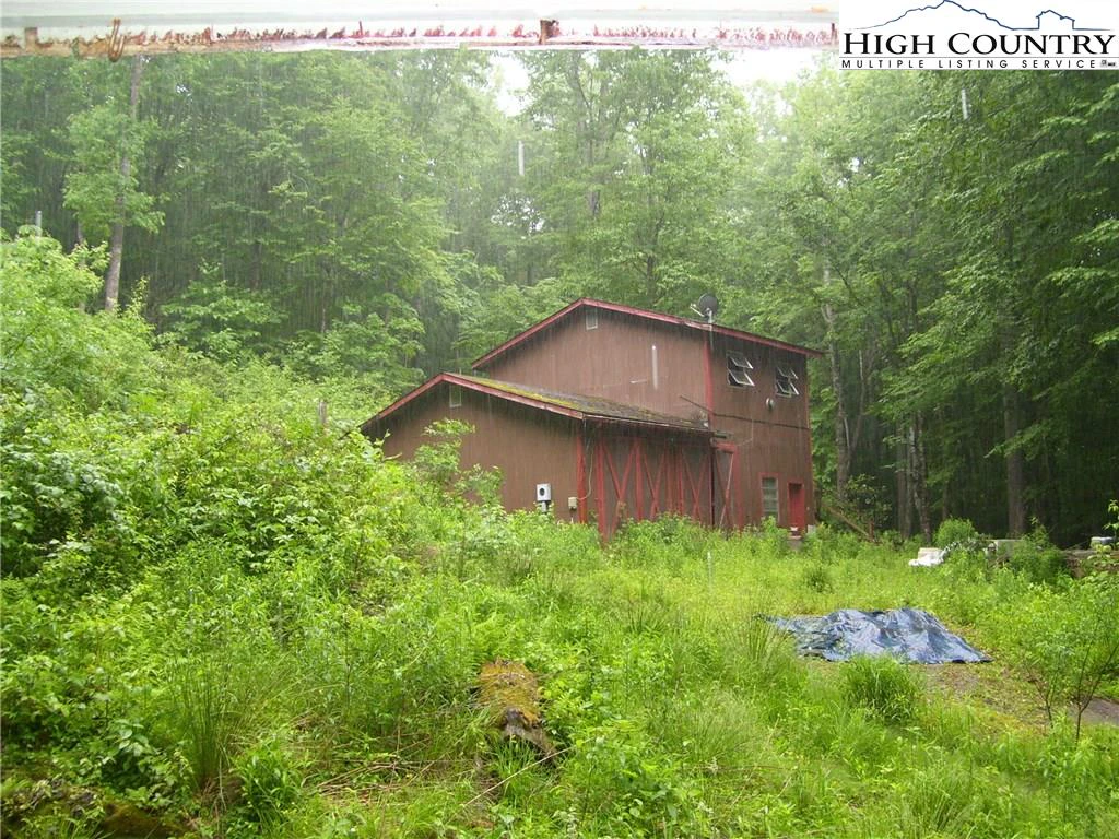 Image number 7 for the current listing