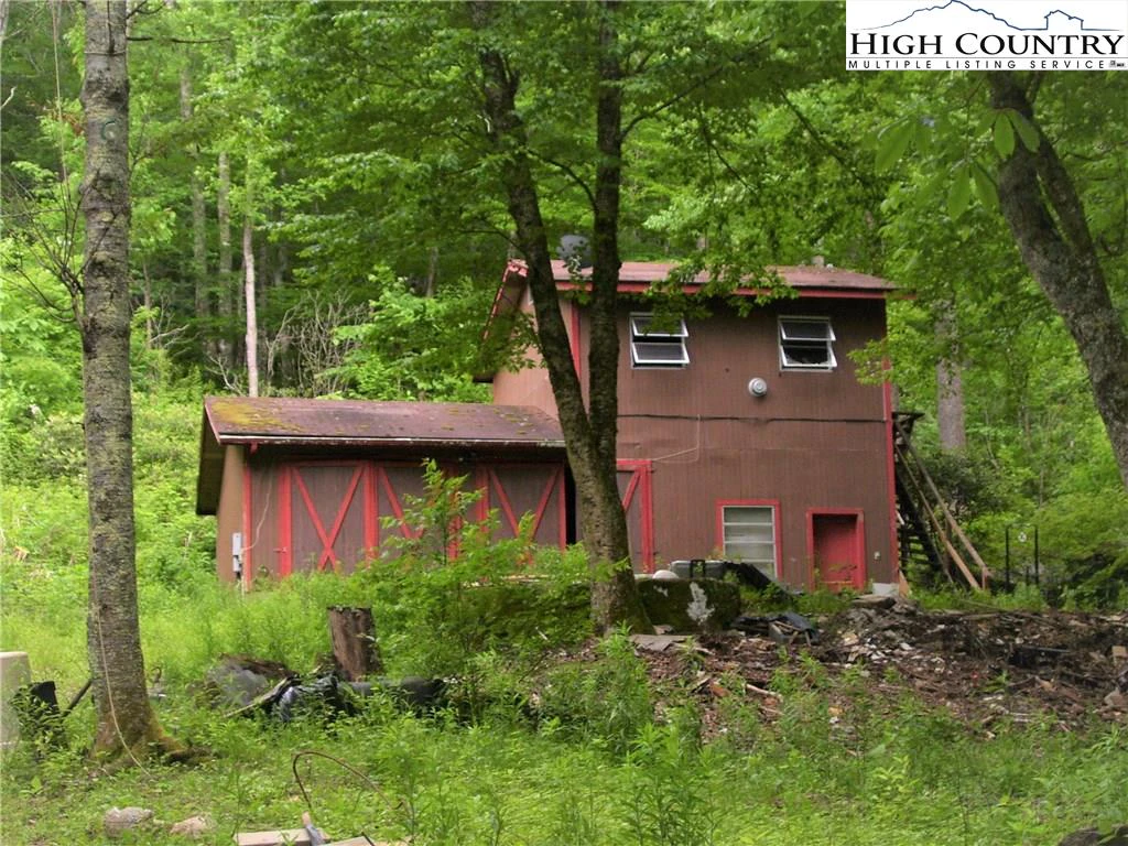 Image number 8 for the current listing