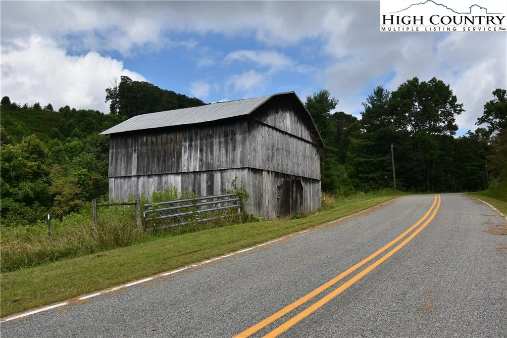 Image number 7 for the current listing