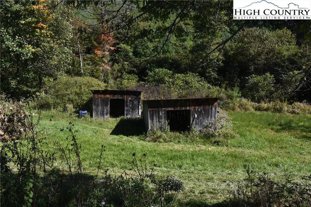 Image number 12 for the current listing