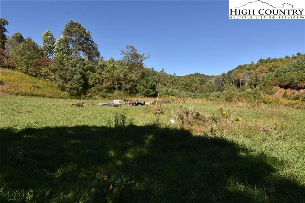 Image number 9 for the current listing