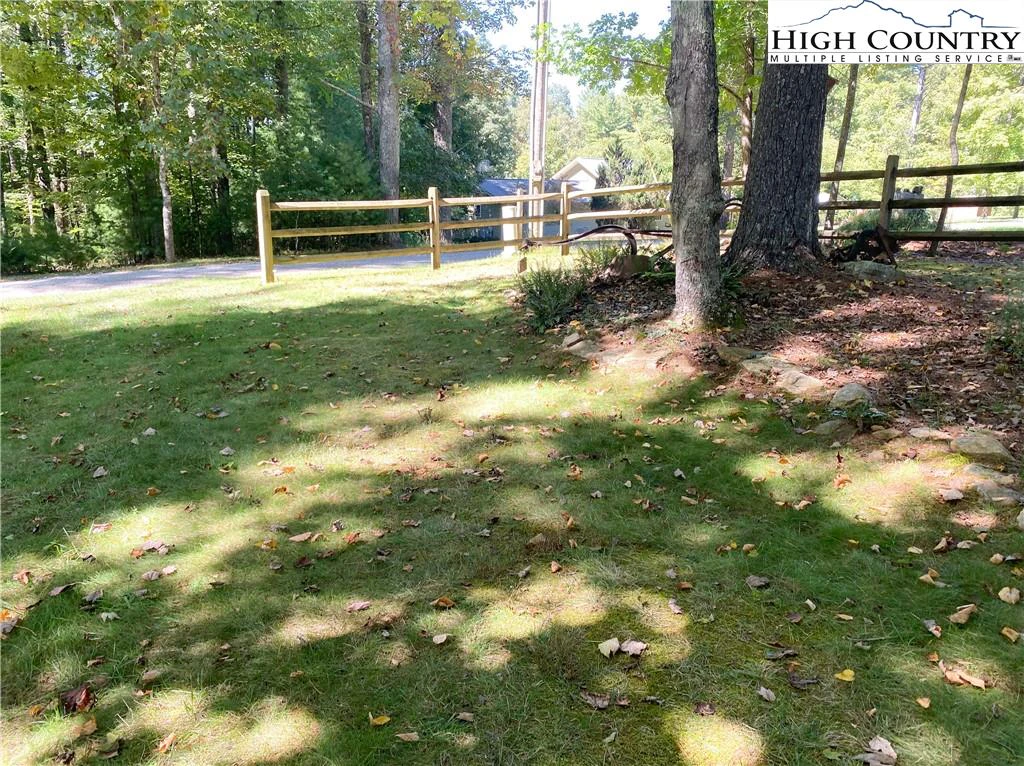 Image number 8 for the current listing
