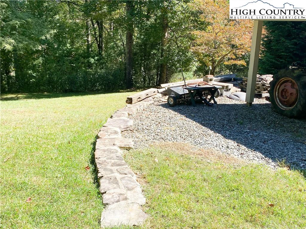 Image number 10 for the current listing
