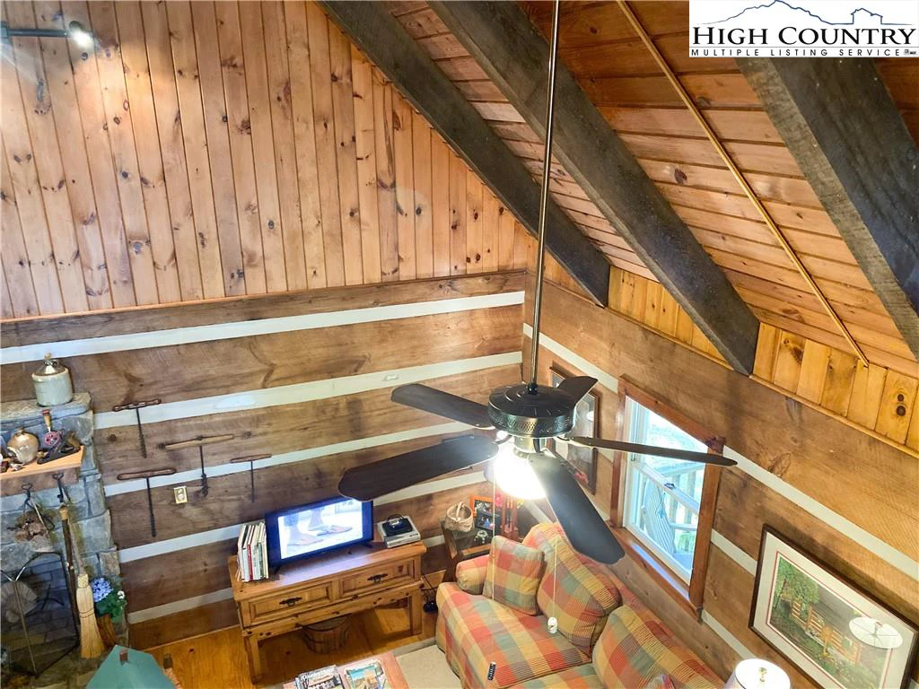 Image number 30 for the current listing