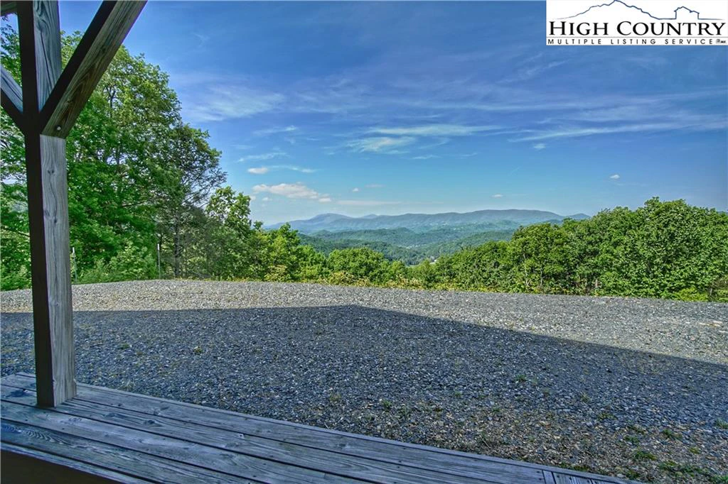Image number 6 for the current listing