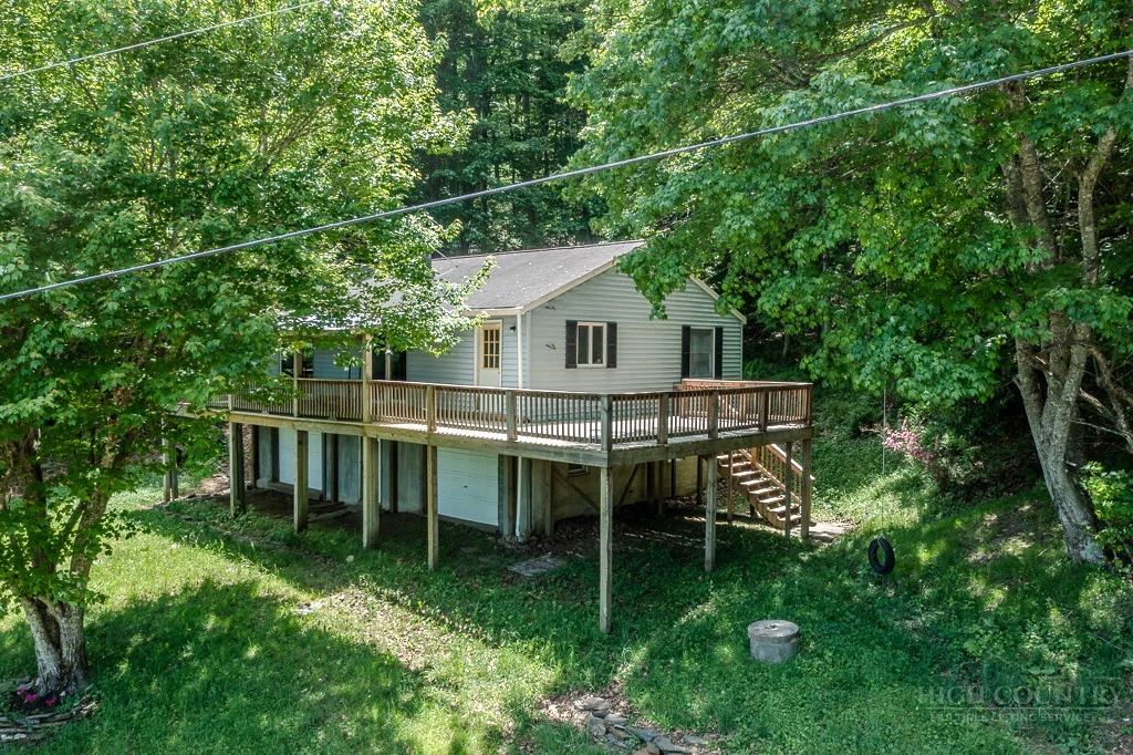 Image number 2 for the current listing
