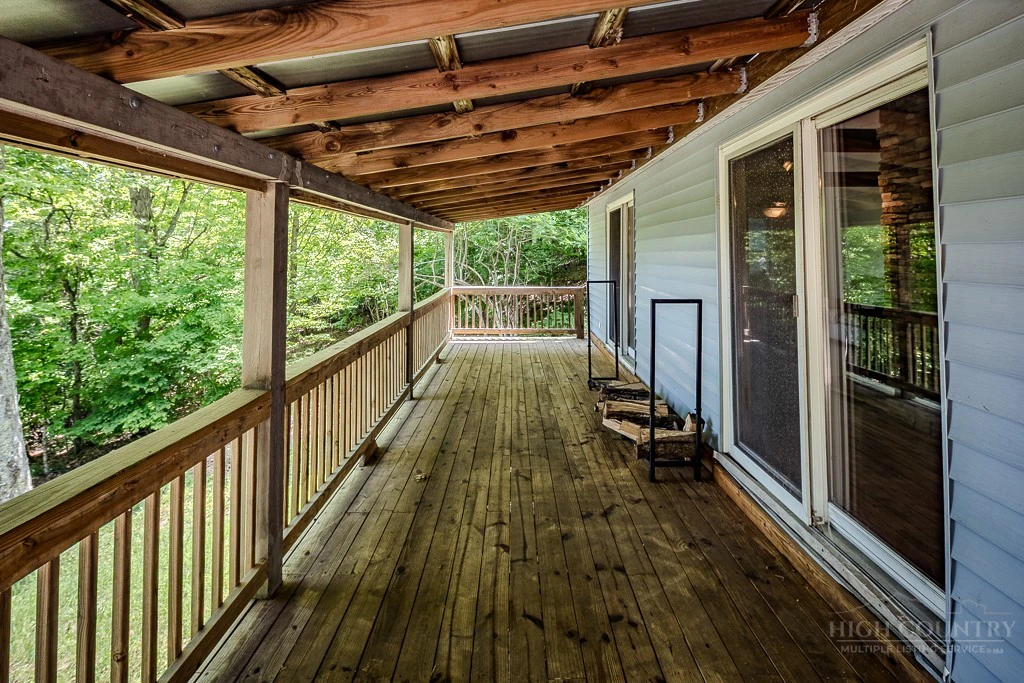 Image number 6 for the current listing