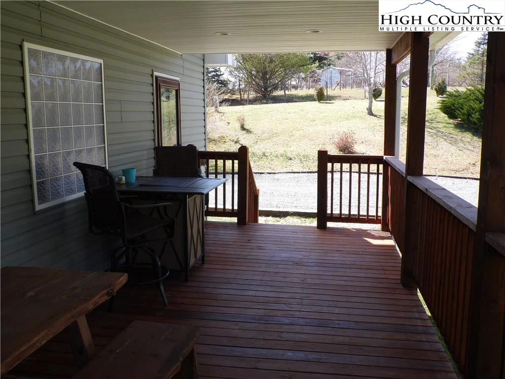 Image number 12 for the current listing