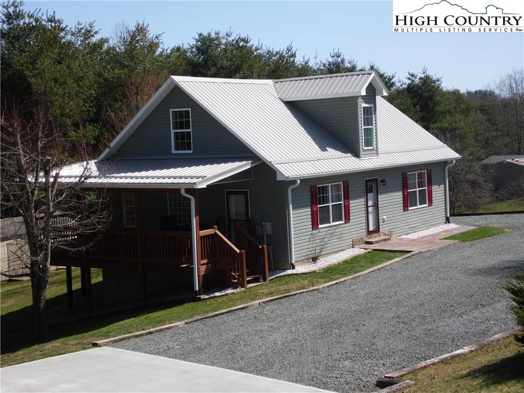 Image number 13 for the current listing
