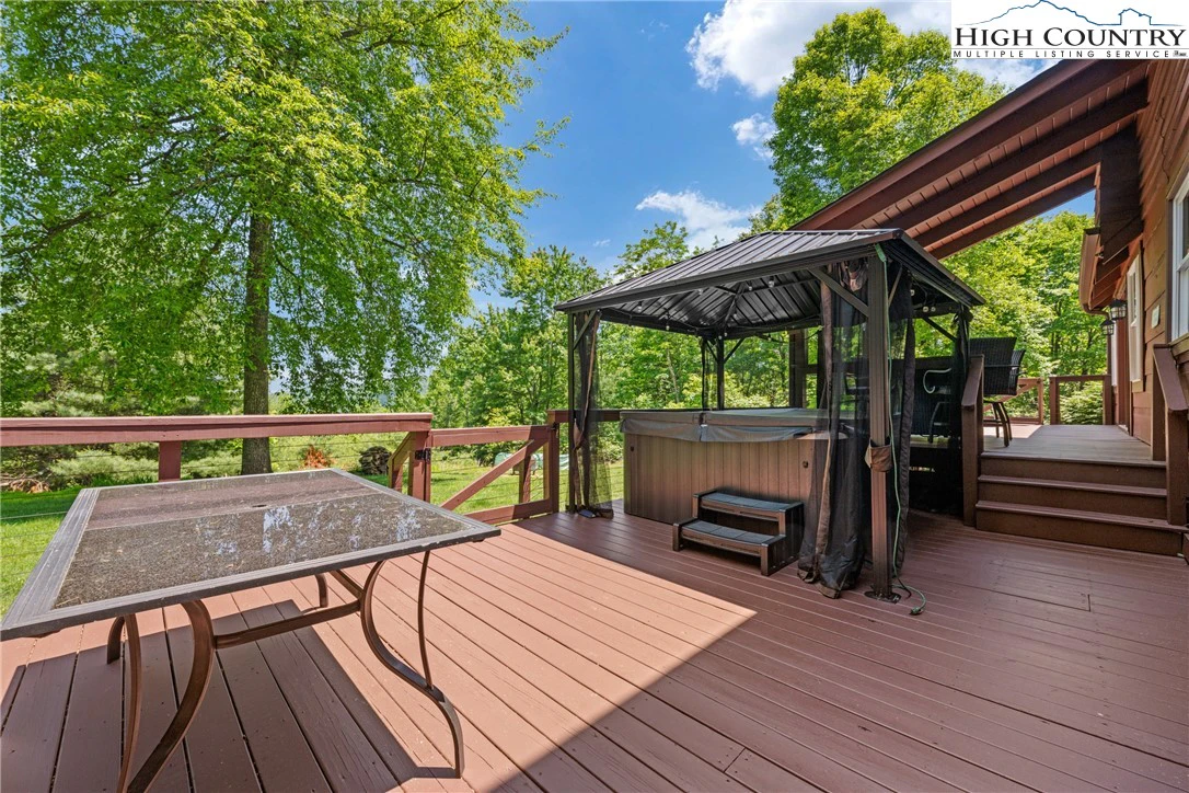 Image number 12 for the current listing